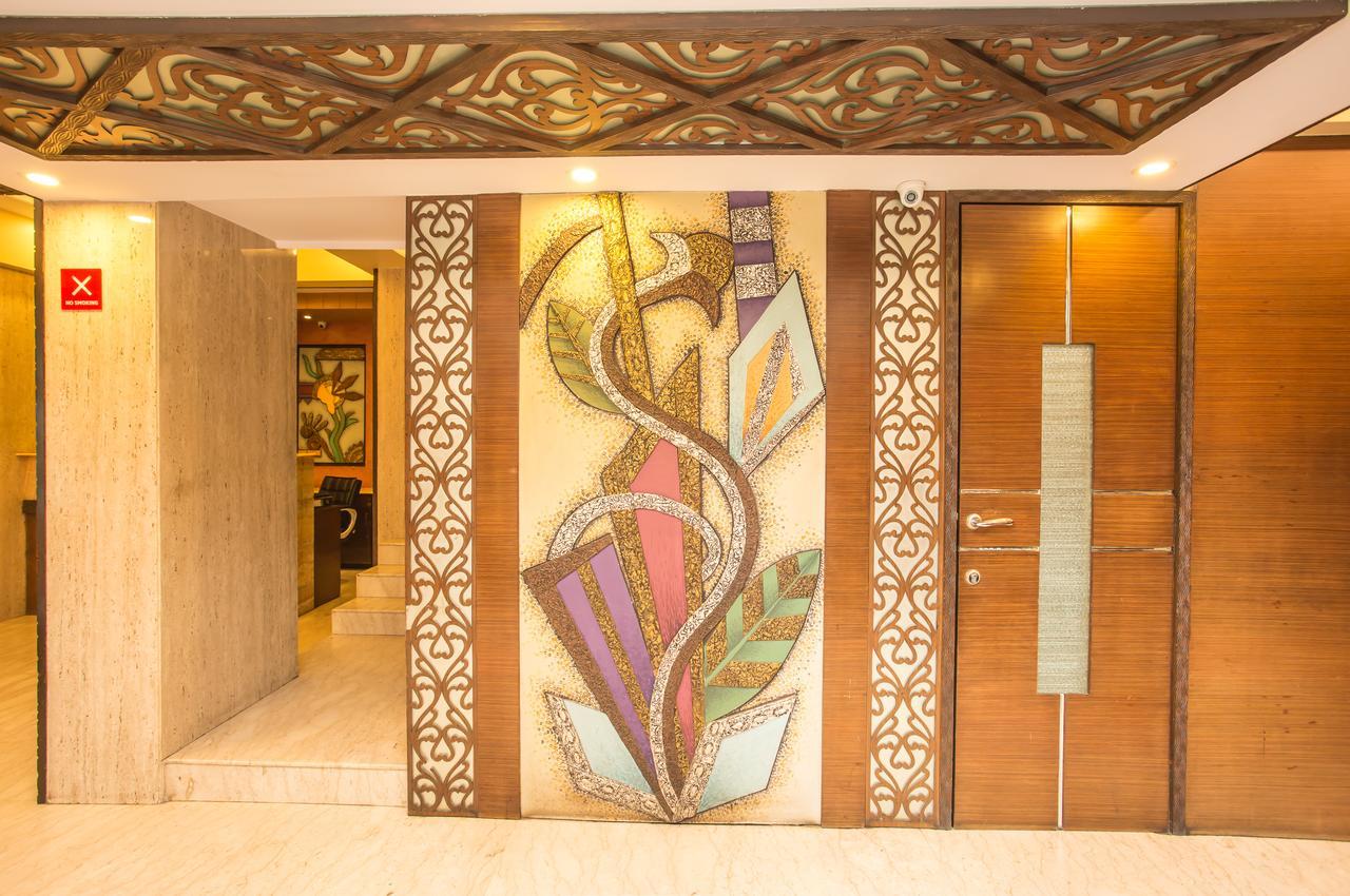 Hotel Kalpana Palace, Mumbai Exterior foto